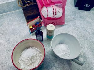 ingredients to make frosting for sugar cookies
