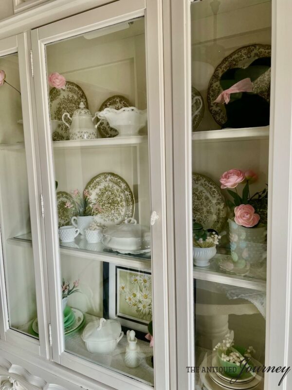 Picture of The Sustainable Choice: Why Vintage Decor is Eco-Friendly - The ...