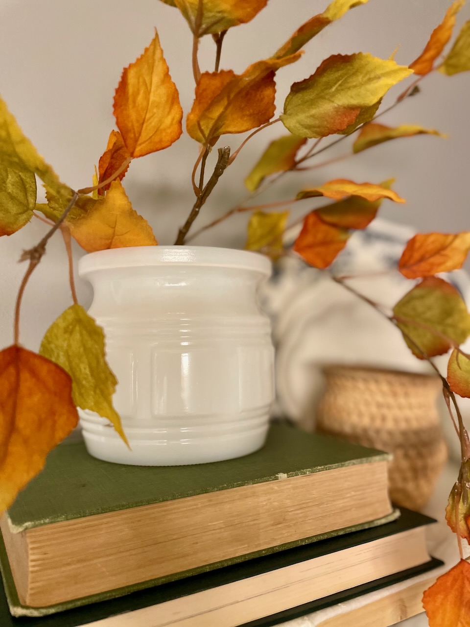 thrifting for fall decor