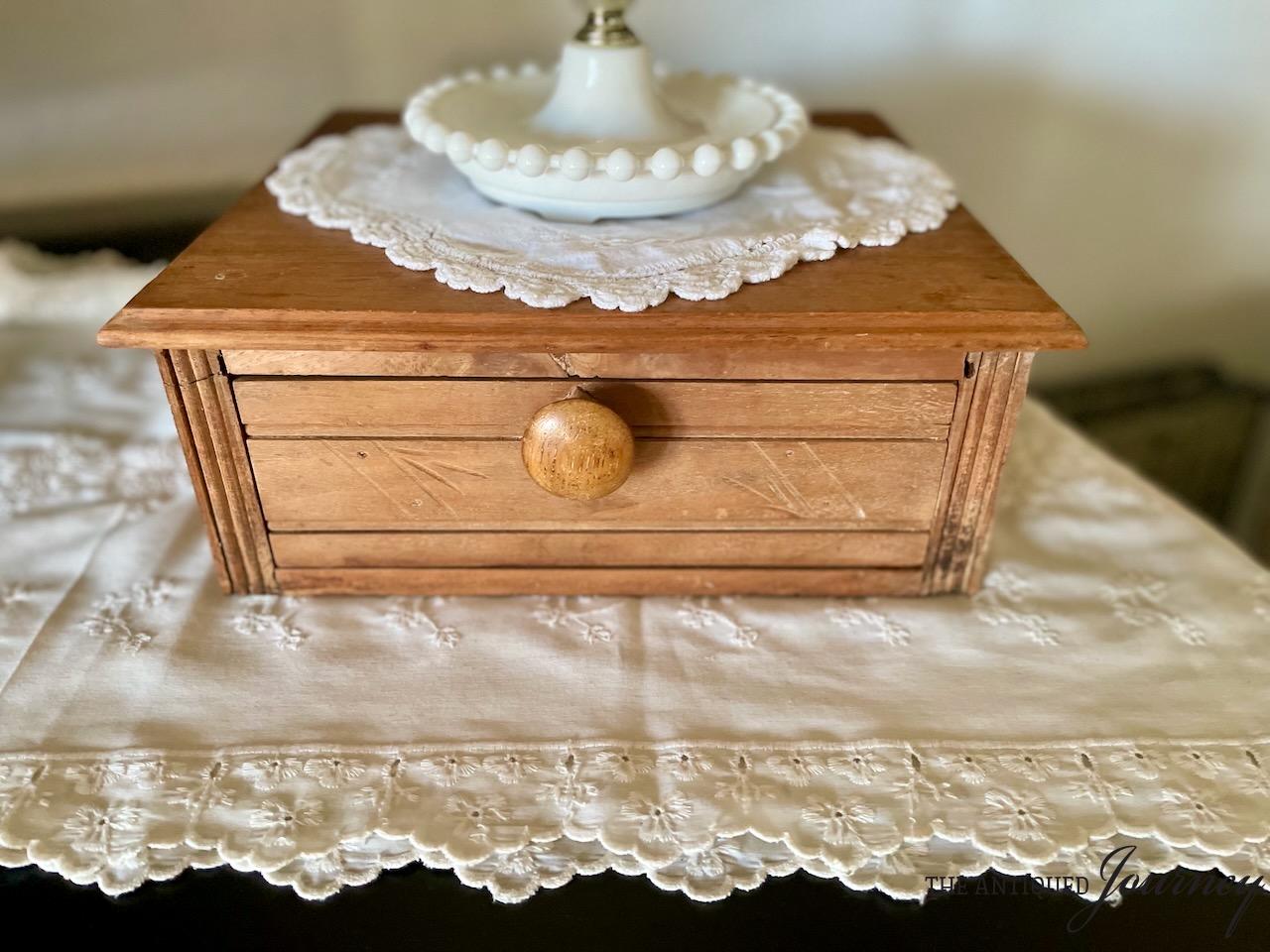 View of The Sustainable Choice: Why Vintage Decor is Eco-Friendly - The ...