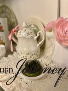 vintage decor items for how to decorate a home in April
