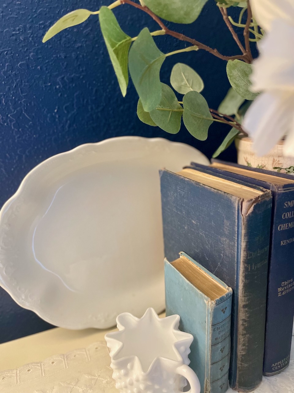 thrifting for vintage summer decor