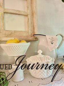 minimal lemon decor for summer