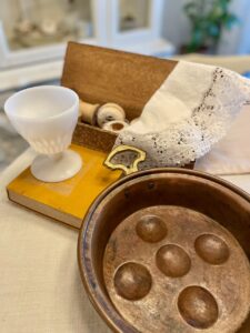 a vintage thrift haul for fall decor