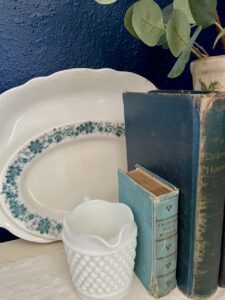 Cozy Winter Decor with vintage items