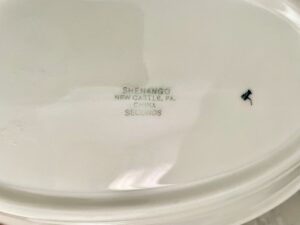 marking 'seconds' on the back of restaurantware