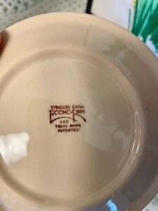 Econo-Rim pattern on restaurantware plate