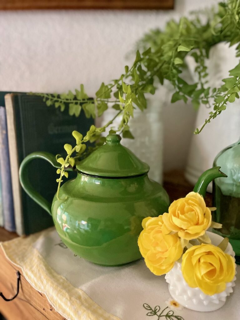 late summer thrifting tips-a vintage green enamel teapot found thrifted