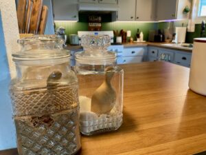 vintage kitchen storage ideas in a modern kitchen