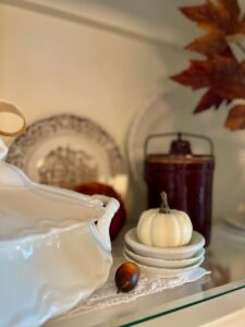fall hutch decor ideas