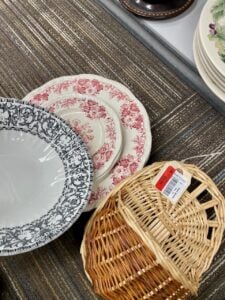thrifting for vintage decor